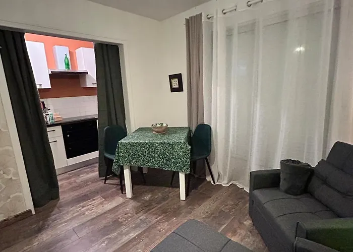 Au Calme Avec Stationnement Apartment Bagnoles de l'Orne Normandie