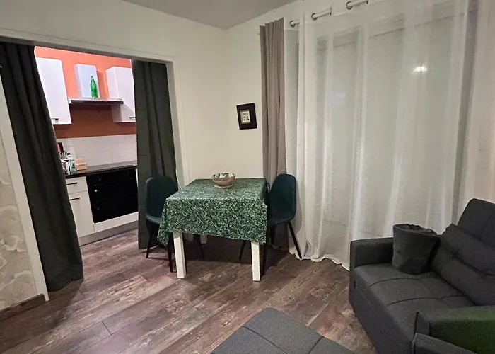 Au Calme Avec Stationnement *